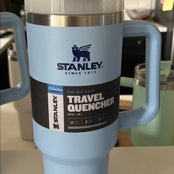 Brand new never used 6 stanley 40 oz thirst quenchers color cornflower sold out - Picture 2 of 2